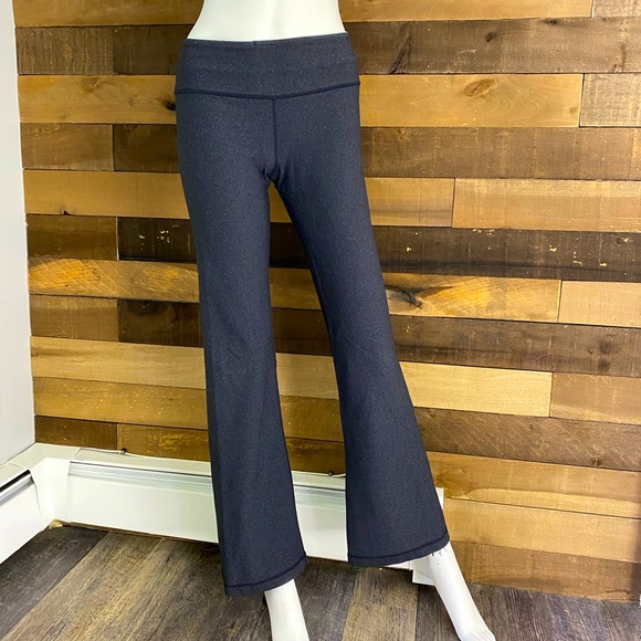 lululemon athletica Pants - Lululemon yoga pants